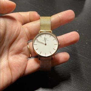 Daniel Wellington rose gold watch